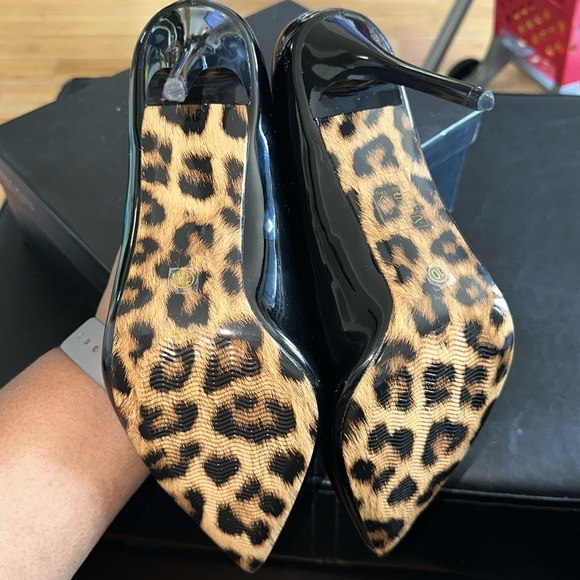 Azalea Wang Black Patent Point Toes | Size 10 - Picture 3 of 9